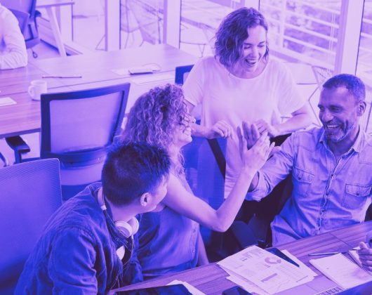 Pesquisa aponta que, nove em cada 10 pessoas concordam com jornada de trabalho de quatro dias